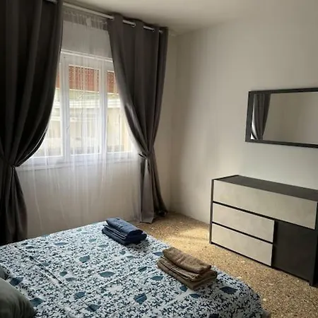 Apartment Grey Venice